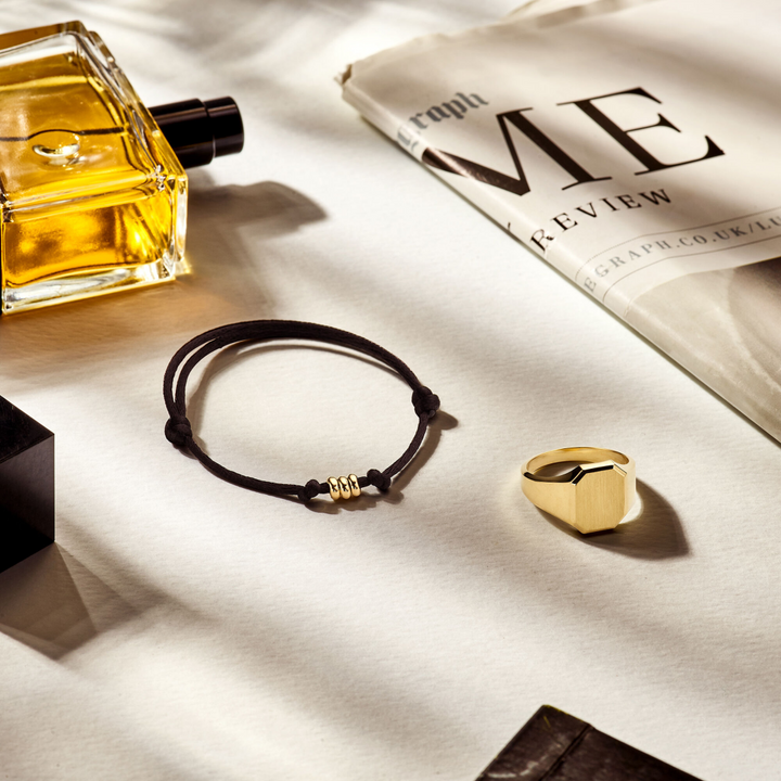 Basis | Stijlvolle geelgouden massieve graveerring met een afmeting van 16mm