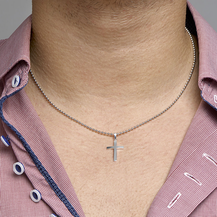 Basis | Zilveren hanger met een kruis