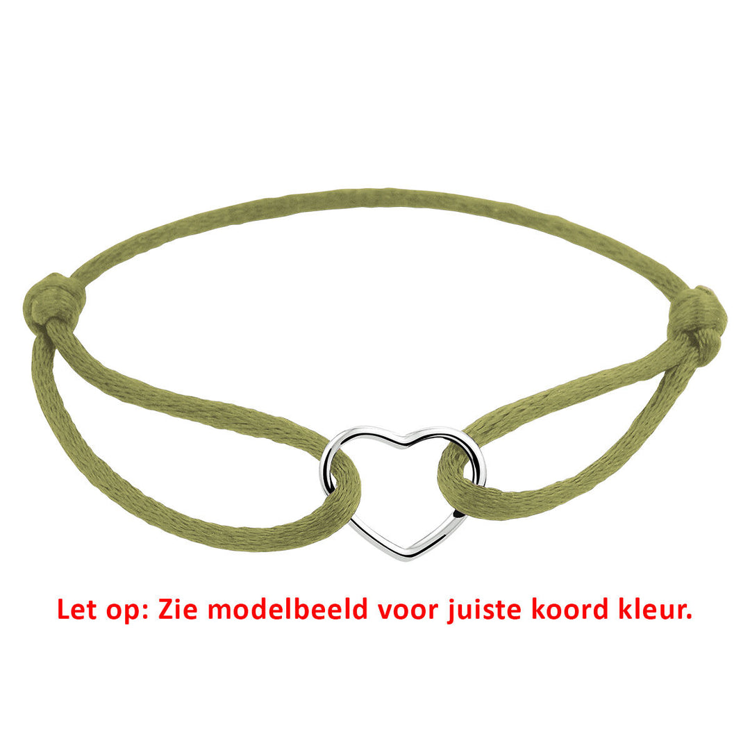 Basis | Mosgroen gevlochten armband uitgevoerd met een gerhodineerd 925 zilveren hartje
