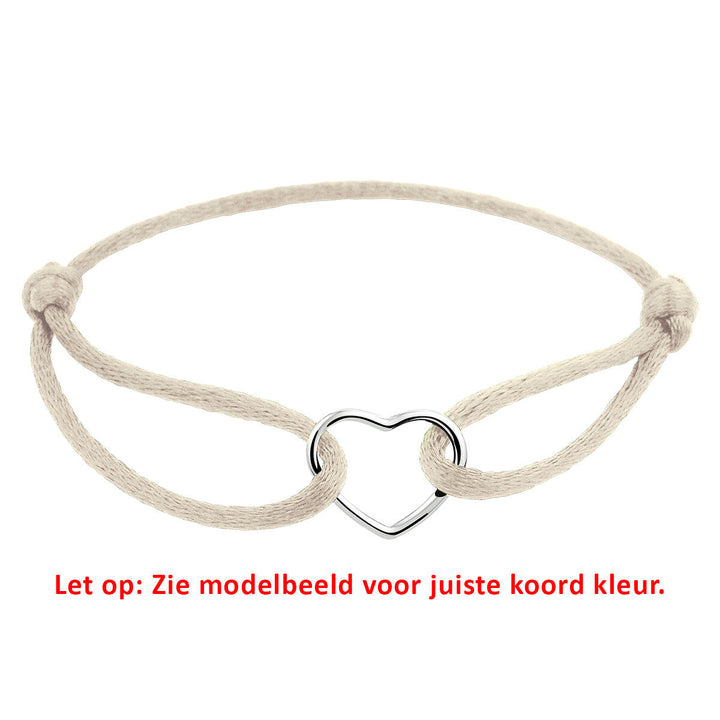 Basis | Ivoor gevlochten armband uitgevoerd met een gerhodineerd 925 zilveren hartje