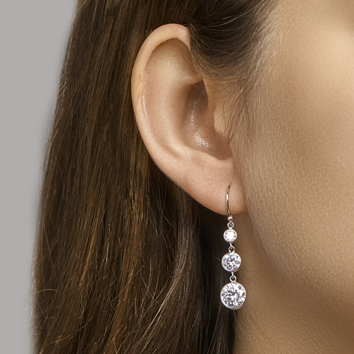 House of SIS | Gerhodineerd zilveren oorhangers met zirkonia
