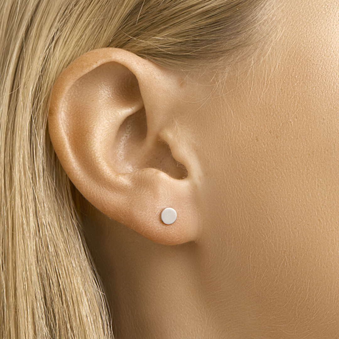 House of SIS | Zilveren oorknoppen van 4mm