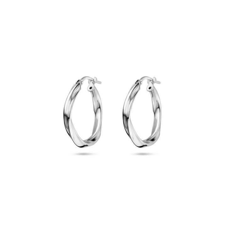 House of SIS   zilveren oorringen gedraaid 16 mm