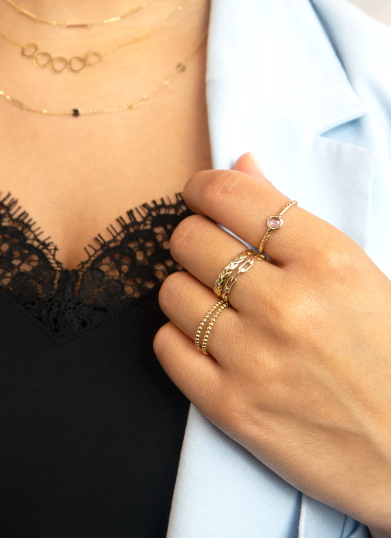 Jackie Gold | 14 karaat geelgouden gevlochten ring | Petit Sablon