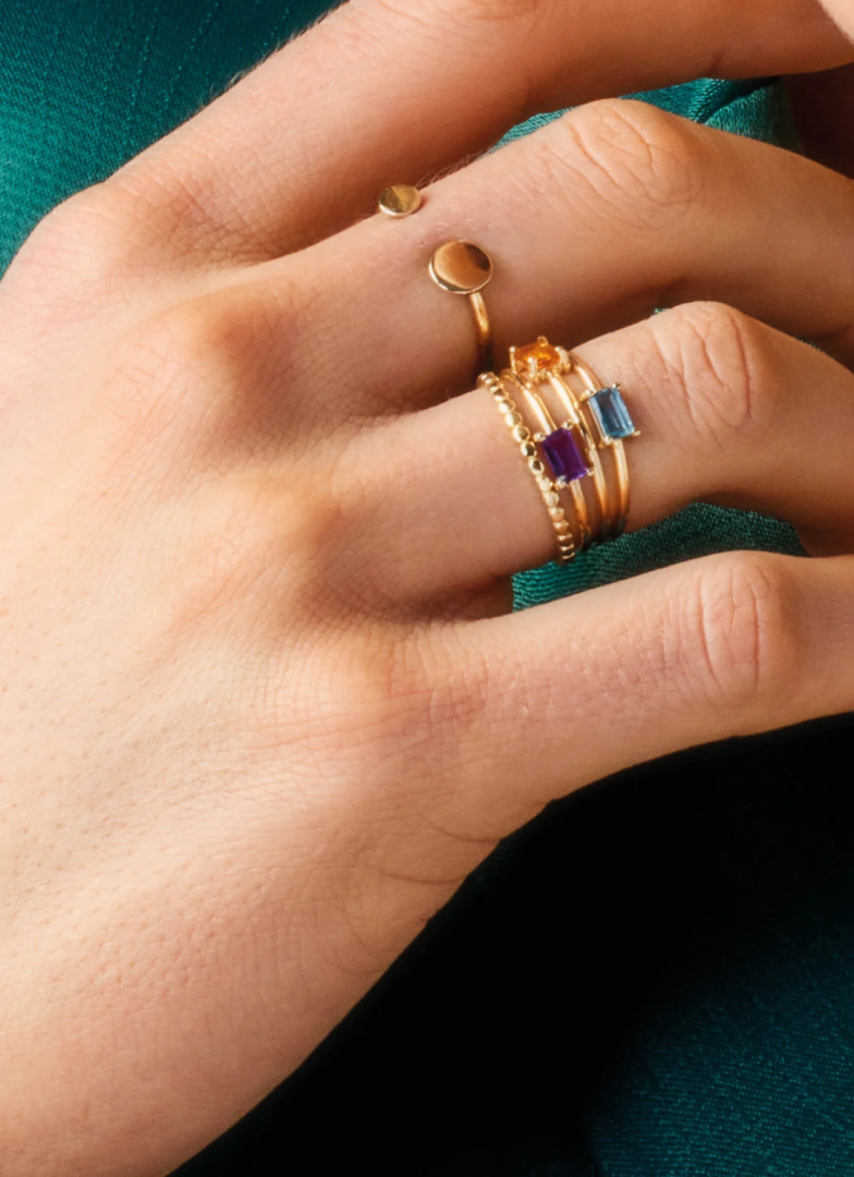 Jackie Gold | 14 karaat geelgouden ring met amethist | Medina Amethyst