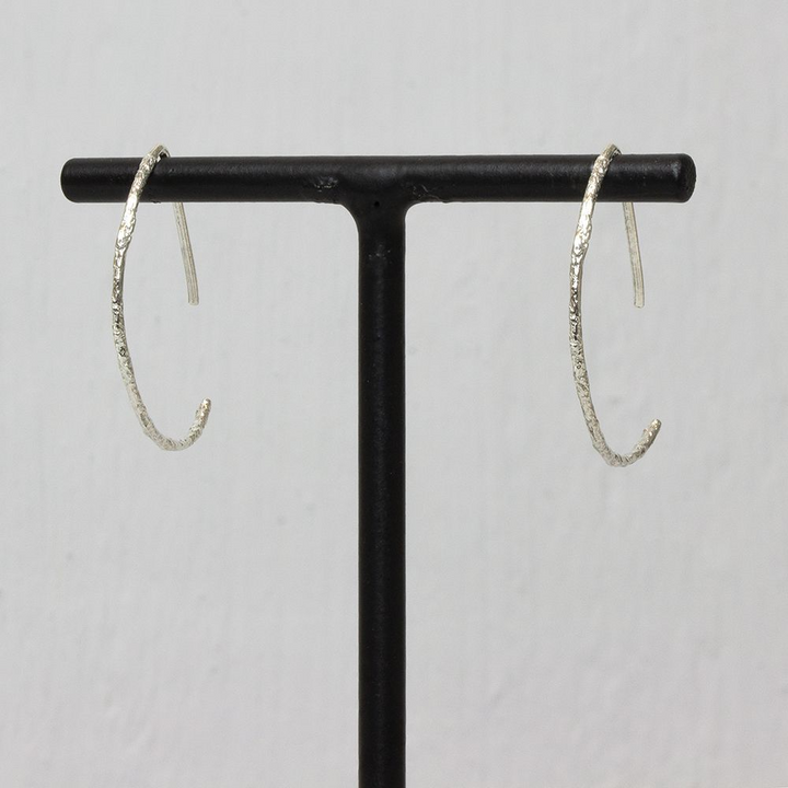 Jeh Jewels | Oorhaak less is more zilver