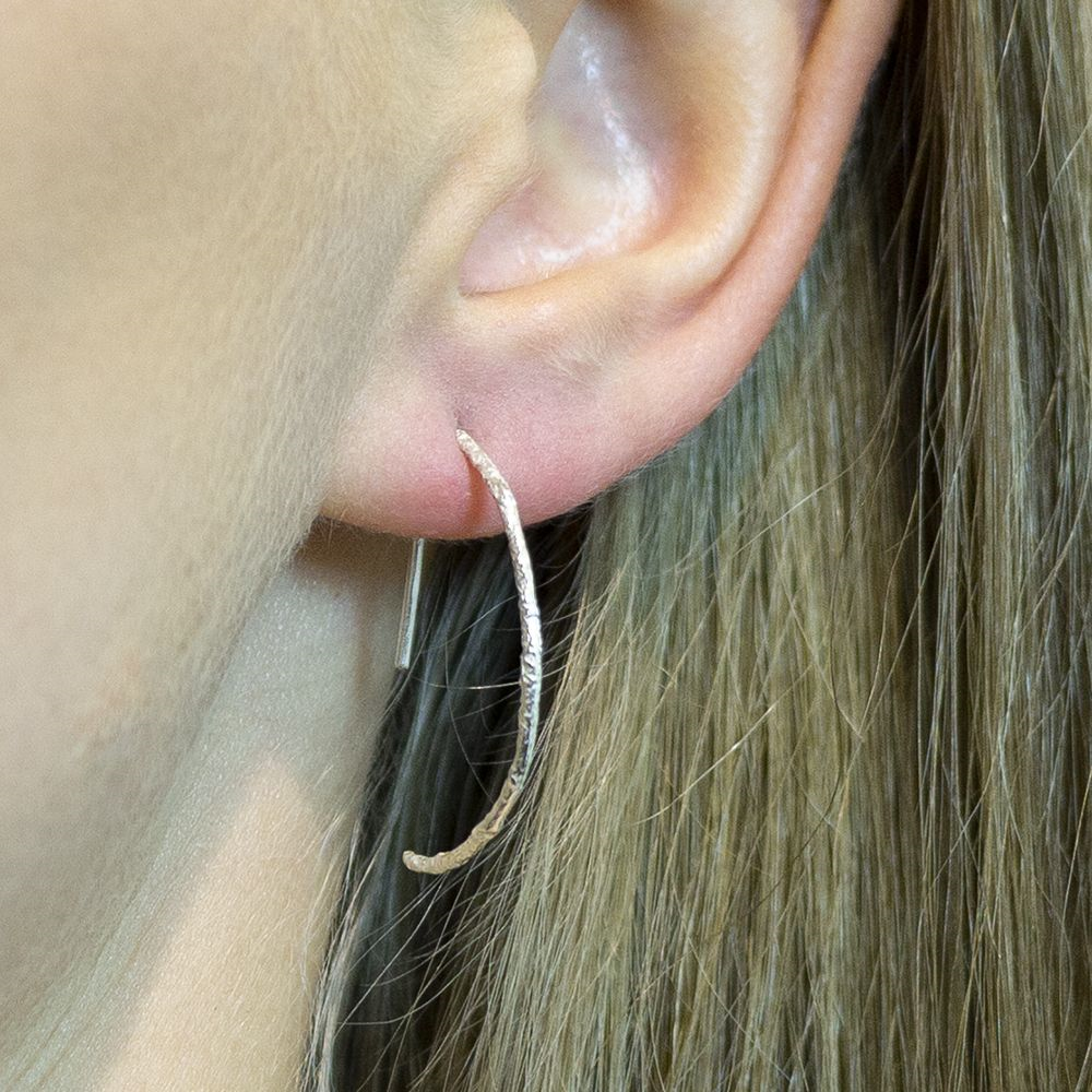 Jeh Jewels | Oorhaak less is more zilver