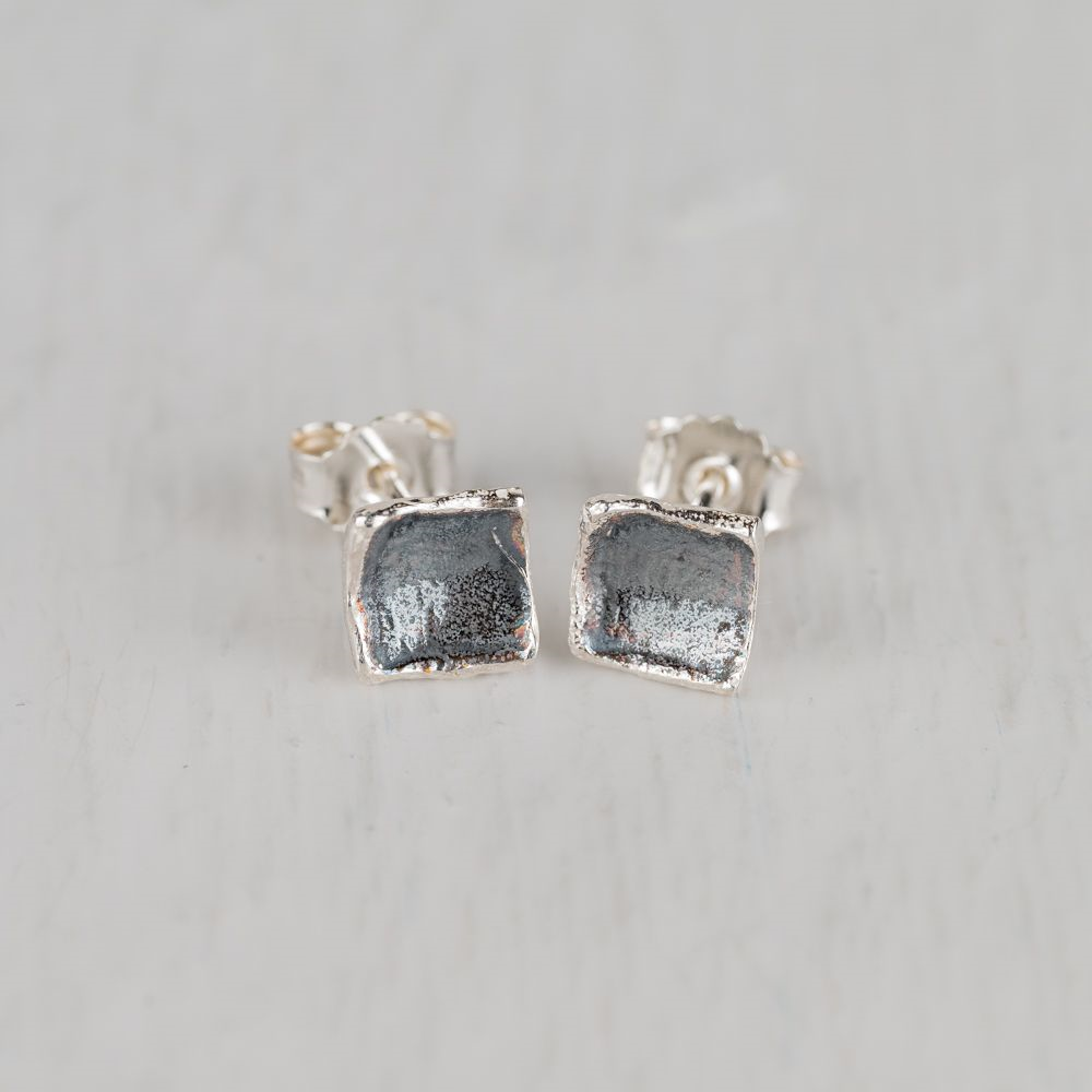 Jeh Jewels | Zilver oxy / wit vierkant oorstekers