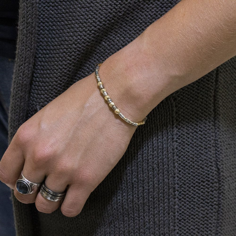 Jeh Jewels | Zilveren armband afgewisseld met geoxideerde en goldfilled schakels in de vorm van buisjes en balletjes