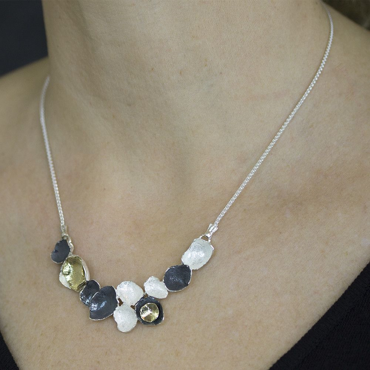 Jeh Jewels | Zilveren collier met een boog van schakels deels geoxideerd en verguld