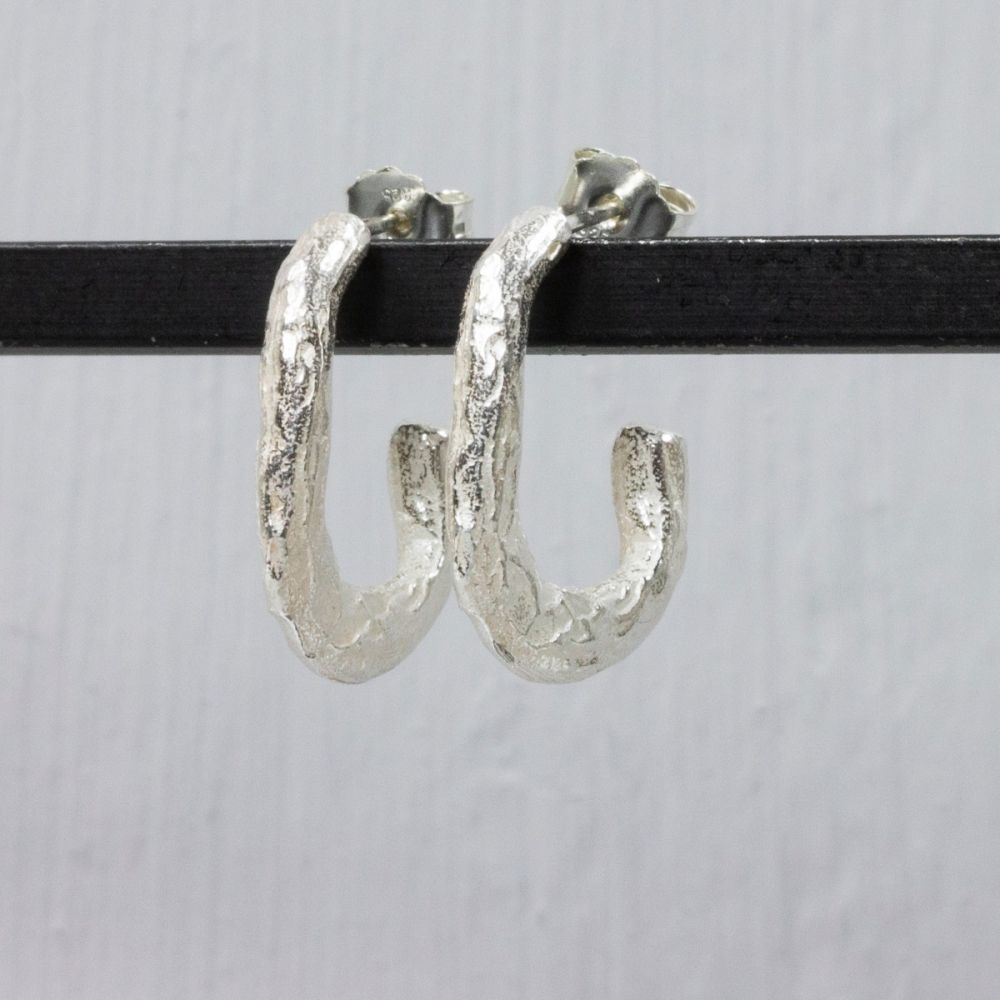 Jeh Jewels | Zilveren creolen in de vorm van een lus