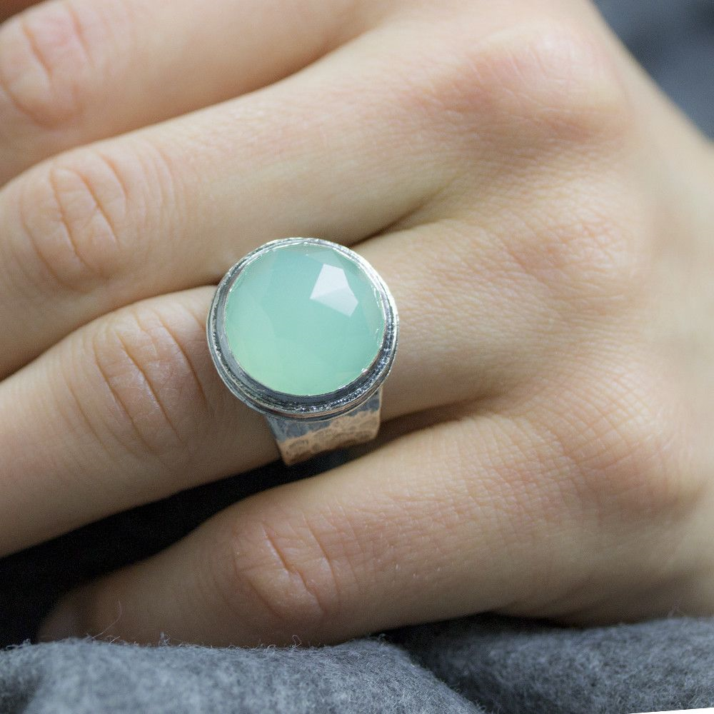 Jeh Jewels | Zilveren geoxideerde met hamerslag bewerkte ring dat zorgt voor een mooie structuur