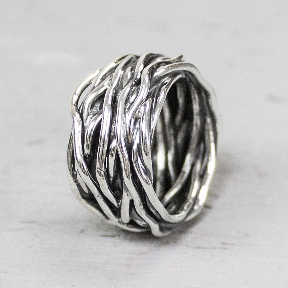 Jeh Jewels | Zilveren geoxideerde ring. Het rommelig gewikkelde draad geeft een stoere uitstraling