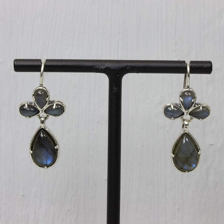 Jeh Jewels | Zilveren oorhangers met druppelvormige labradoriet