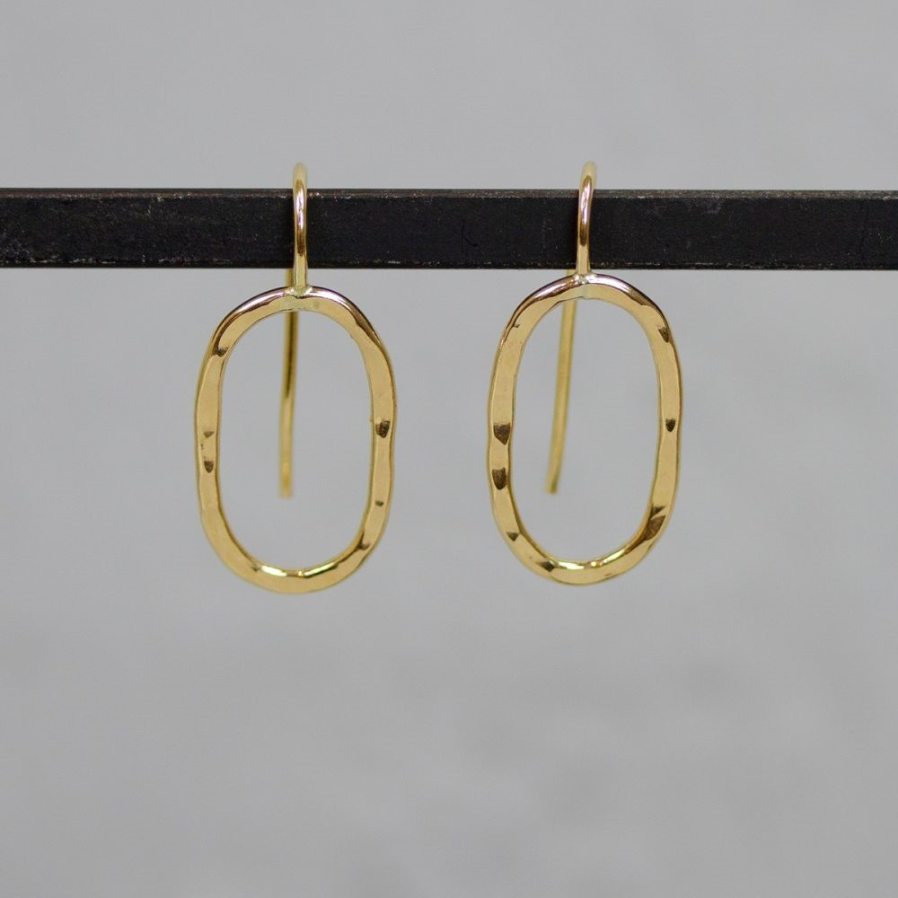 Jeh Jewels | Zilveren ovalen oorhangers goldfilled met hamerslag