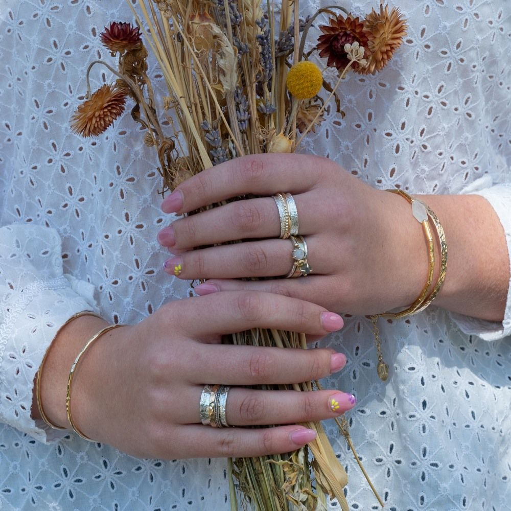 Jeh Jewels | Zilveren ring deels goldfilled en deels geoxideerd. Ringen aan de binnenkant bewegen speels