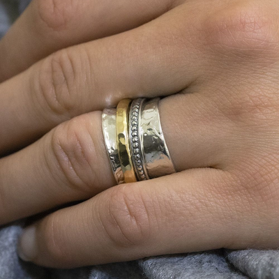 Jeh Jewels | Zilveren ring deels goldfilled en deels geoxideerd. Ringen aan de binnenkant bewegen speels