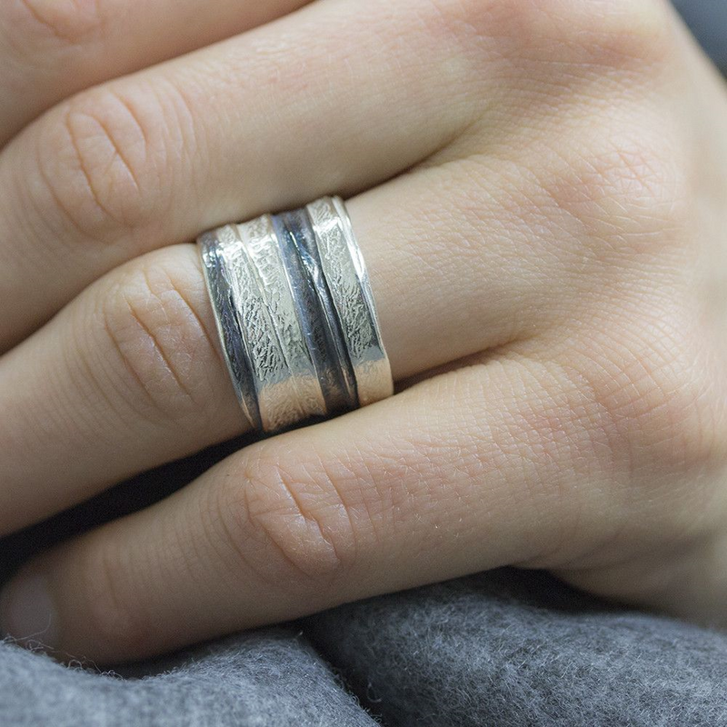 Jeh Jewels | Zilveren ring met banen van geoxideerd zilver