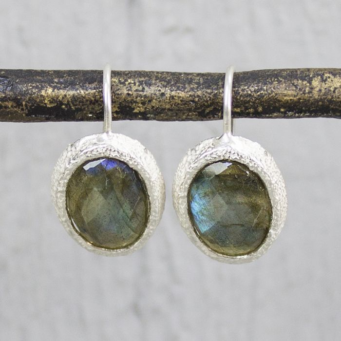 Jeh ring  zilveren oorhangers met labradoriet